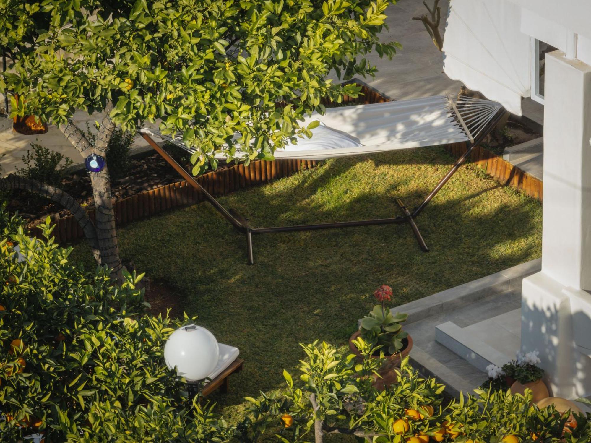 Relaxing House With Garden * Nea Makri