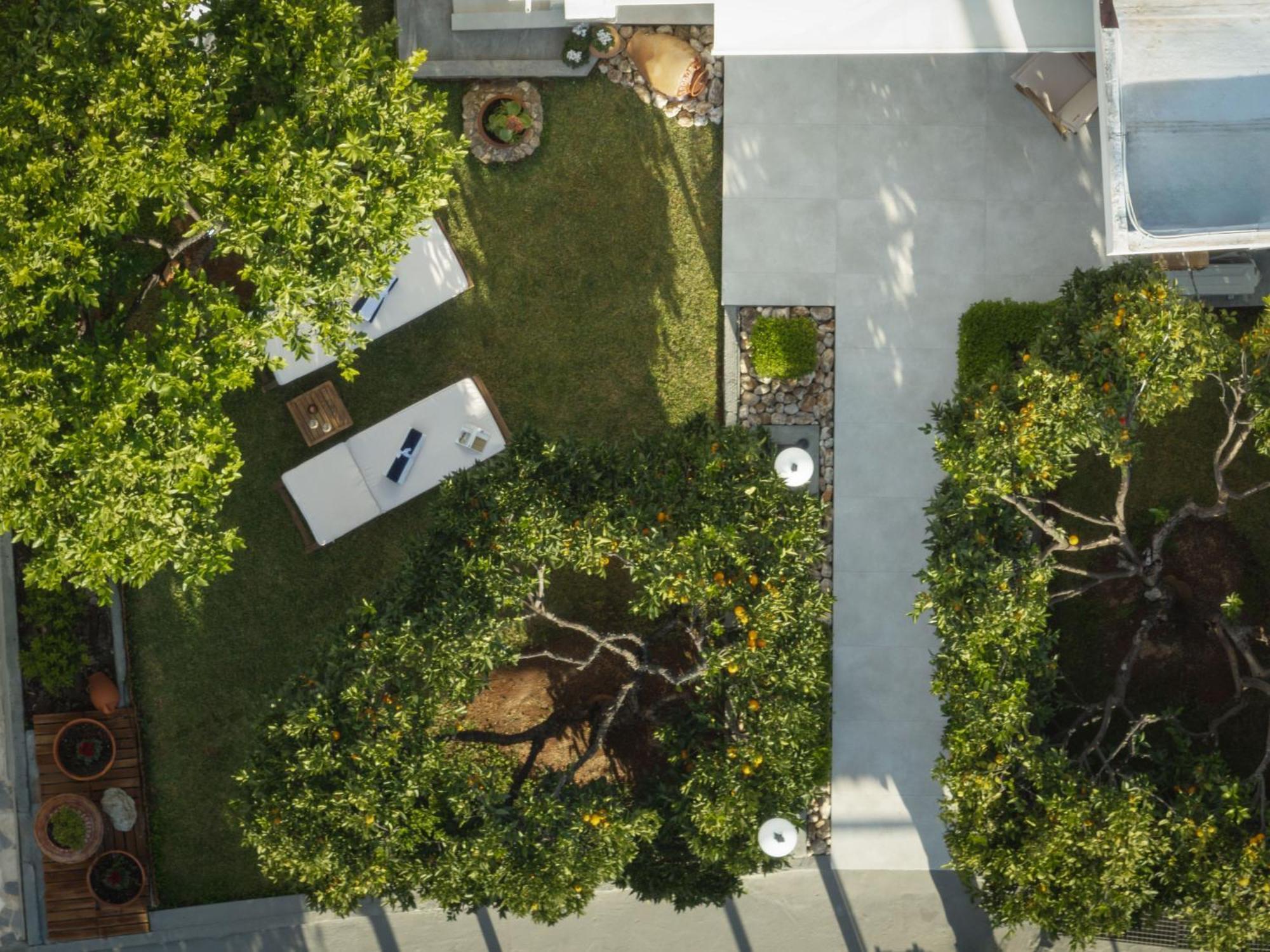 Relaxing House With Garden Ferienhaus